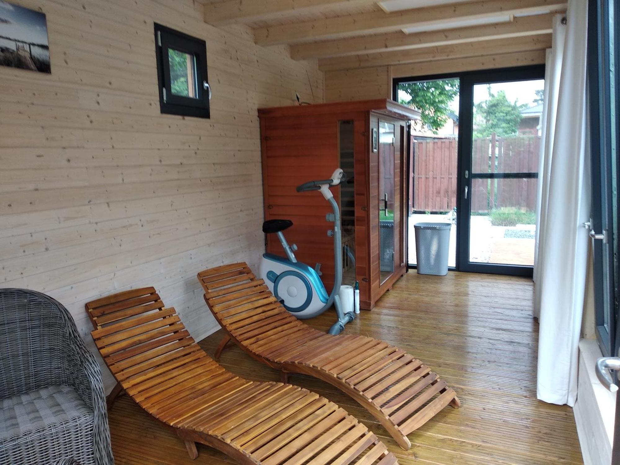 Ujhely Apartmanhaz Siofok Exterior photo